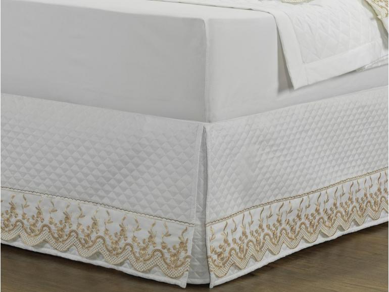 Saia para cama Box Matelassada com Bordado Ingls Solteiro - Astoria Branco e Caqui - Dui Design