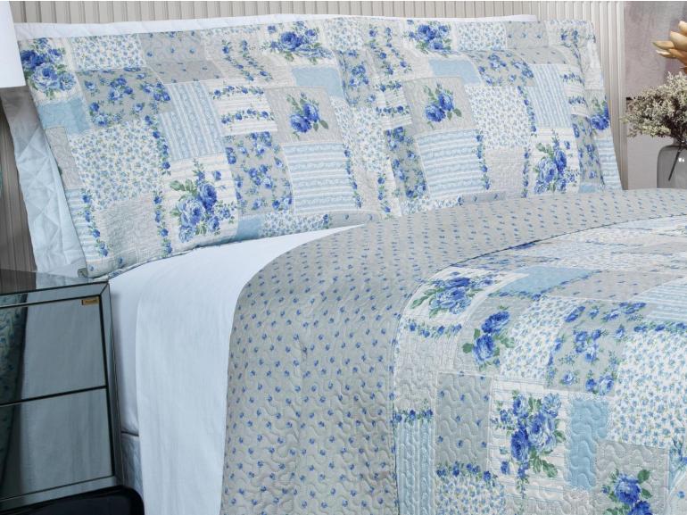 Kit: 1 Cobre-leito King Bouti de Microfibra Ultrasonic Estampada + 2 Porta-travesseiros - Astrid Celeste - Dui Design