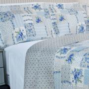 Kit: 1 Cobre-leito King Bouti de Microfibra Ultrasonic Estampada + 2 Porta-travesseiros - Astrid Celeste - Dui Design