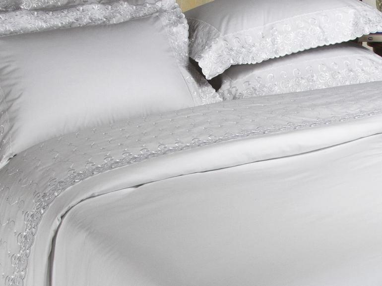 Jogo de Cama Queen Percal 200 fios 100% Algodo com Bordado Ingls - Blanca - Dui Design
