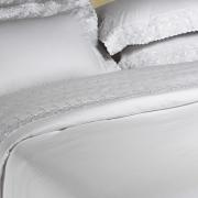 Jogo de Cama Queen Percal 200 fios 100% Algodo com Bordado Ingls - Blanca - Dui Design