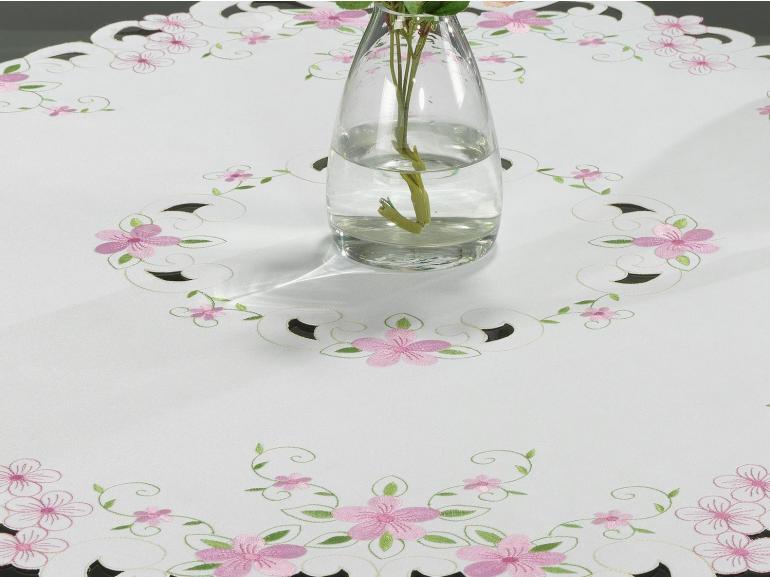 Centro de Mesa Quadrado com Bordado Richelieu 85x85cm - Camila Branco e Rosa - Dui Design