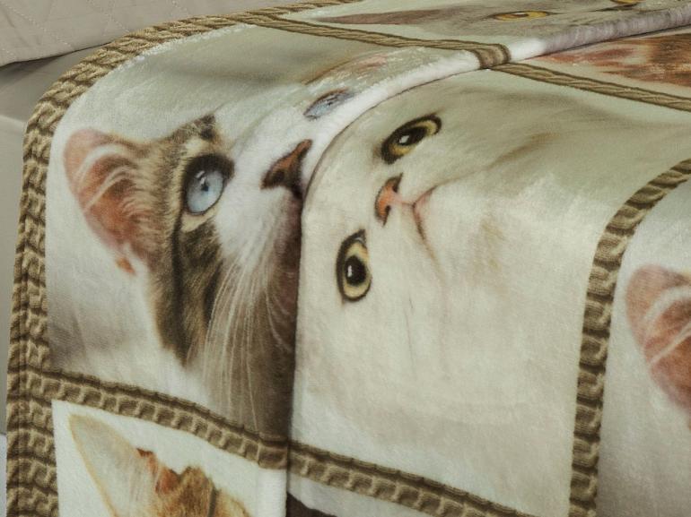 Cobertor Avulso Casal Flanelado com Estampa Digital 260 gramas/m² - Cat Faces - Dui Design