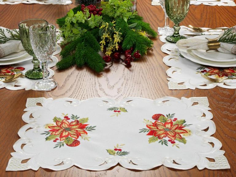 Jogo Americano Natal 4 Lugares (4 peas) com Bordado Richelieu 35x50cm - Celebrare Natural - Dui Design