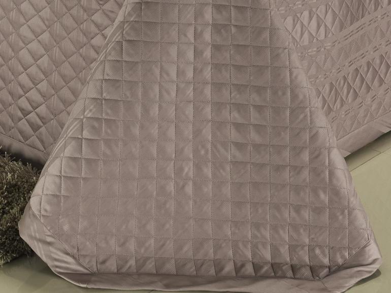 Kit: 1 Cobre-leito Casal + 2 porta-travesseiros Cetim 300 fios 100% Algodo - Chermont Uva - Dui Design