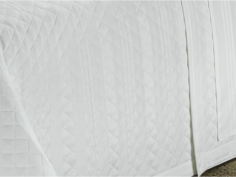 Kit: 1 Cobre-leito King + 2 porta-travesseiros Cetim 500 fios 100% Algodo - Chesty Branco - Dui Design