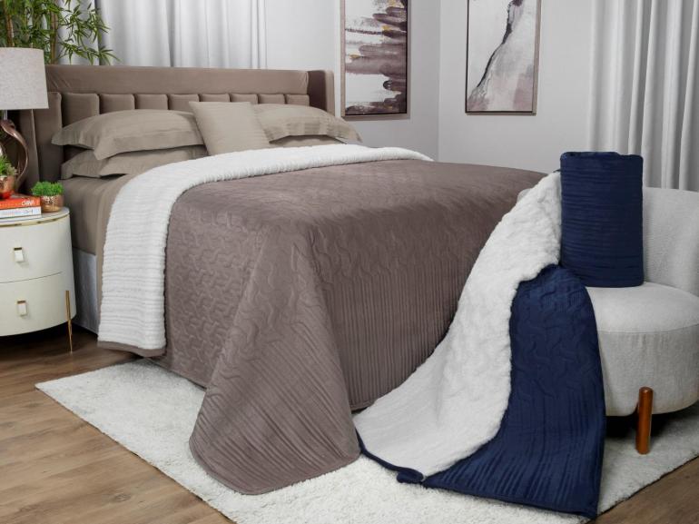 Cobertor Queen com efeito Pele de Carneiro Dupla Face - Velutti Sherpa - Dui Design