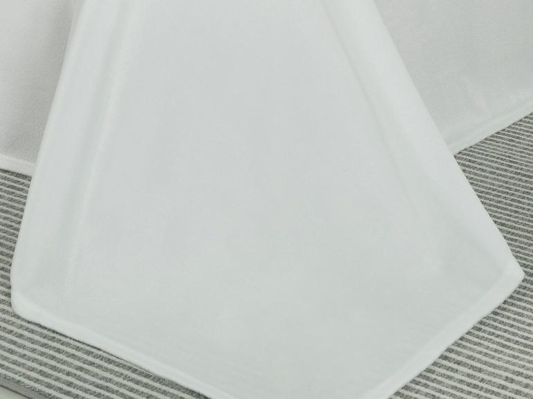 Jogo de Cama Queen Plush feito de Manta de Microfibra - Conforto Branco - Dui Design