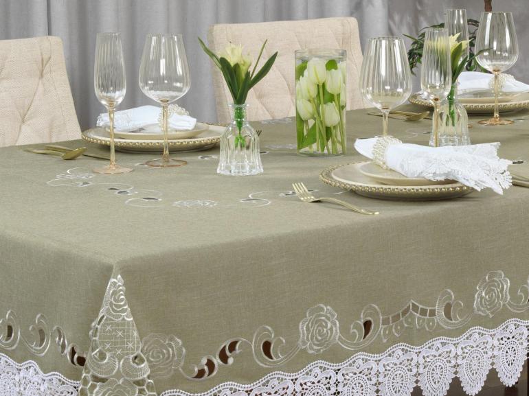 Toalha de Mesa com Bordado Richelieu Quadrada 8 Lugares 220x220cm - Copenhague Bege - Dui Design
