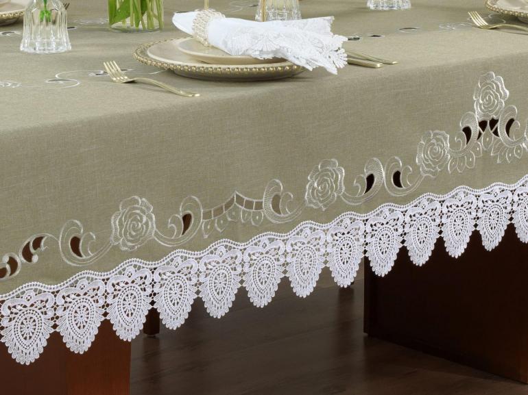 Toalha de Mesa com Bordado Richelieu Quadrada 8 Lugares 220x220cm - Copenhague Bege - Dui Design