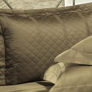 Kit: 1 Cobre-leito Casal + 2 porta-travesseiros Cetim 300 fios 100% Algodo - Denver Tabaco - Dui Design
