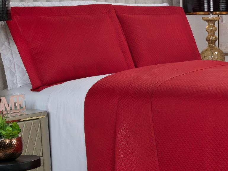 Kit: 1 Cobre-leito King Bouti de Microfibra Ultrasonic  + 2 Porta-travesseiros - Diamond Vermelho - Dui Design