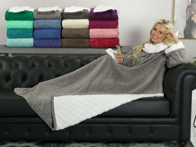 Cobertor com Mangas de Sofá com efeito Pele de Carneiro Dupla Face - Sherpa Domo - Dui Design