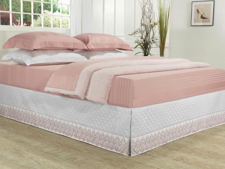 Saia para cama Box Matelassada com Bordado Ingls Solteiro - Elegance Branco e Rosa Velho - Dui Design