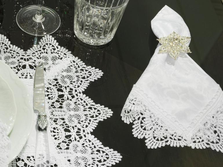 Kit: 4 Guardanapos com Bordado Guipir 50x50cm - Elizabeth Branco - Dui Design