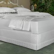 Saia para cama Box Matelassada com Bordado Inglês Solteiro - Fiori Branco - Dui Design