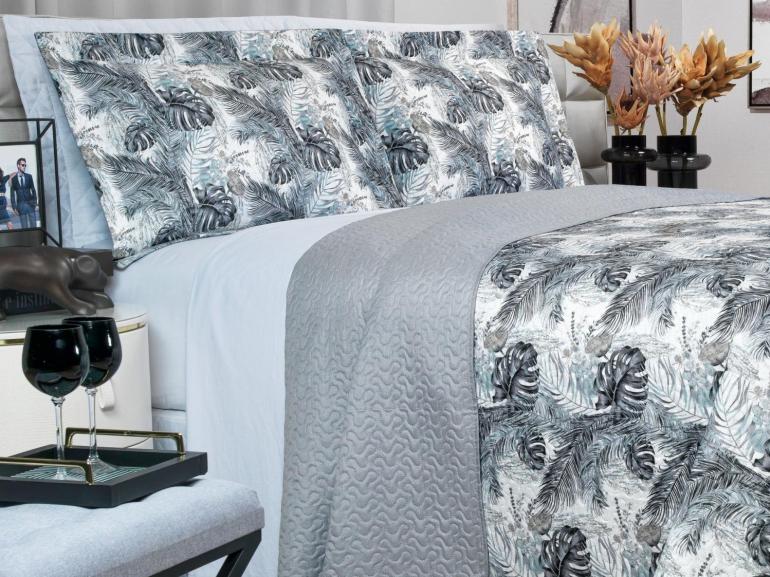 Kit: 1 Cobre-leito Queen Bouti de Microfibra Ultrasonic Estampada + 2 Porta-travesseiros - Foliage Preto e Branco - Dui Design