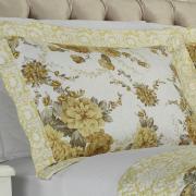 Kit: 1 Cobre-leito Queen Bouti de Microfibra Ultrasonic Estampada + 2 Porta-travesseiros - Gabriela Amarelo - Dui Design
