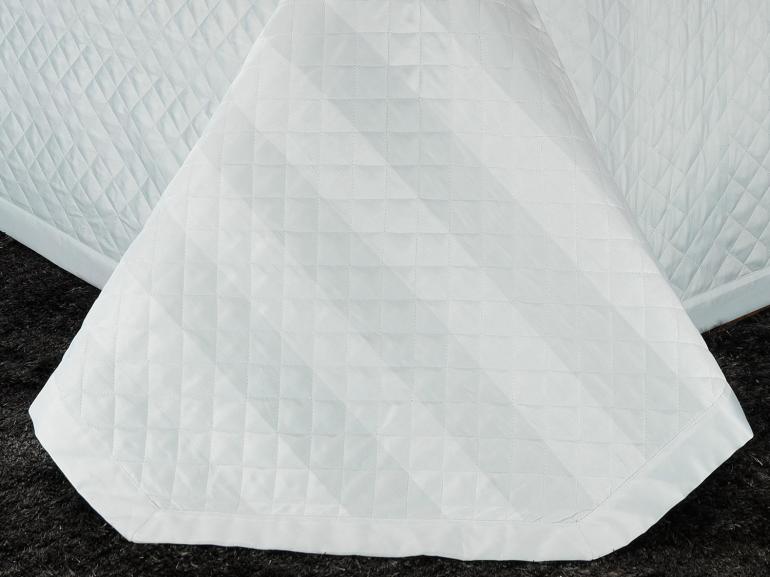 Kit: 1 Cobre-leito King + 2 porta-travesseiros Cetim 300 fios 100% Algodo - Galaxy Branco - Dui Design