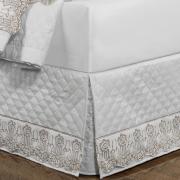 Saia para cama Box Matelassada com Bordado Ingls Casal - Glamour Branco e Areia - Dui Design