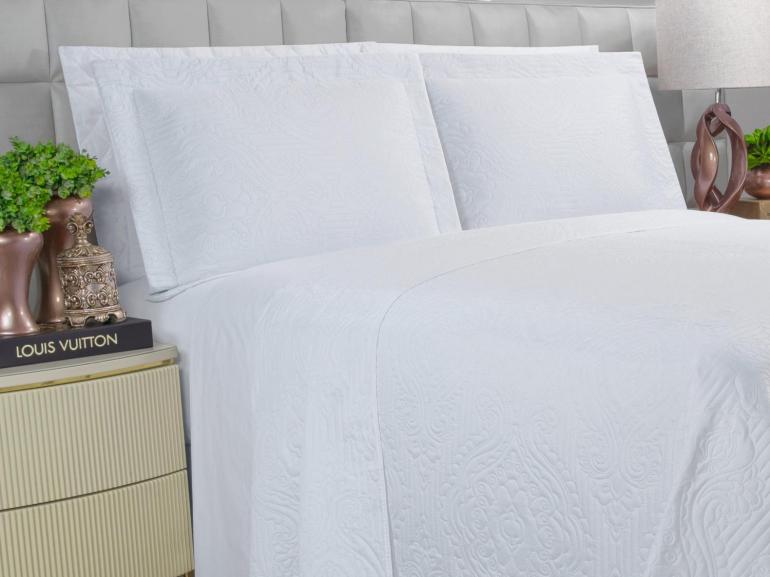 Kit: 1 Cobre-leito Casal Bouti de Microfibra Ultrasonic + 2 Porta-travesseiros - Imperio Branco - Dui Design