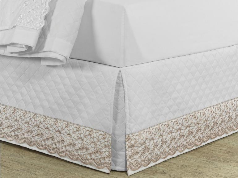 Saia para cama Box Matelassada com Bordado Ingls Casal - Lady Branco e Camura - Dui Design