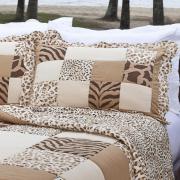 Kit: 1 Cobre-leito Solteiro PatchWork + 1 Porta-travesseiro - Leopardo - Corttex