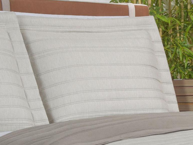 Kit: 1 Cobre-leito efeito Linho Queen Bouti de Microfibra Ultrasonic + 2 Porta-travesseiros - Linum Natural - Dui Design