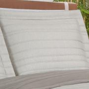 Kit: 1 Cobre-leito efeito Linho Queen Bouti de Microfibra Ultrasonic + 2 Porta-travesseiros - Linum Natural - Dui Design