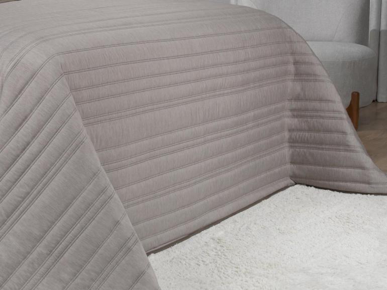 Kit: 1 Cobre-leito efeito Linho Queen Bouti de Microfibra Ultrasonic + 2 Porta-travesseiros - Linum Noz Moscada - Dui Design