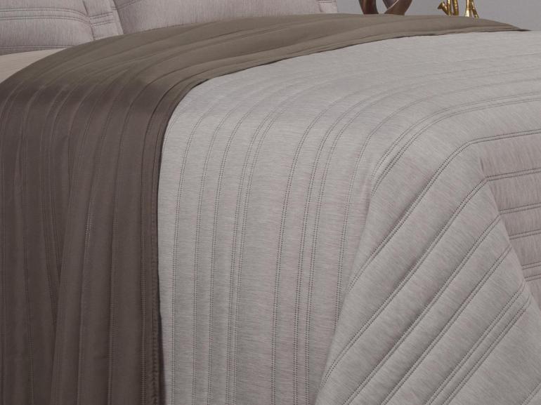 Kit: 1 Cobre-leito efeito Linho Queen Bouti de Microfibra Ultrasonic + 2 Porta-travesseiros - Linum Noz Moscada - Dui Design