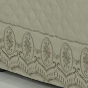 Saia para cama Box Matelassada com Bordado Inglês King - Lucerna Bege - Dui Design
