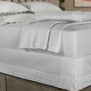 Saia para cama Box Matelassada com Bordado Inglês Casal - Lucerna Branco - Dui Design