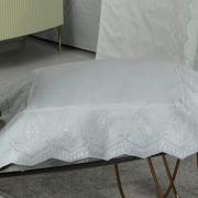 Kit: 1 Cobre-leito Solteiro + 1 porta-travesseiro Percal 200 fios com Bordado Inglês - Lucerna Branco - Dui Design