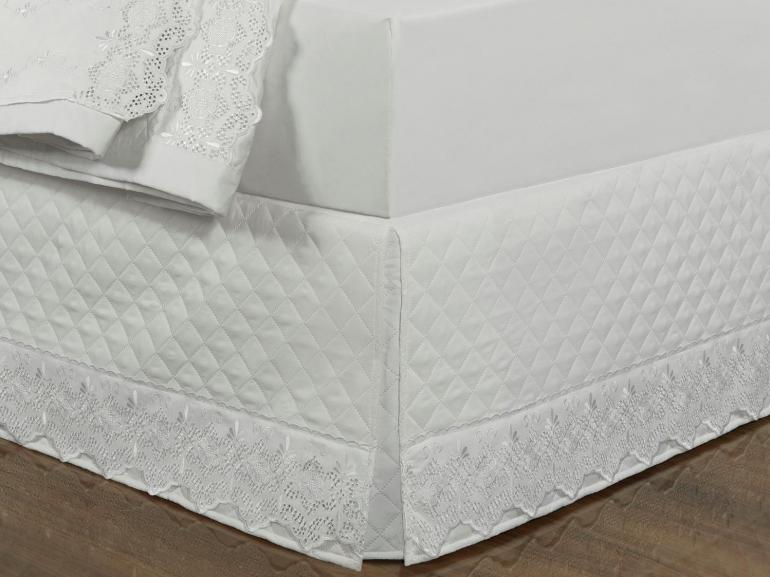 Saia para cama Box Matelassada com Bordado Inglês King - Luxury Branco - Dui Design