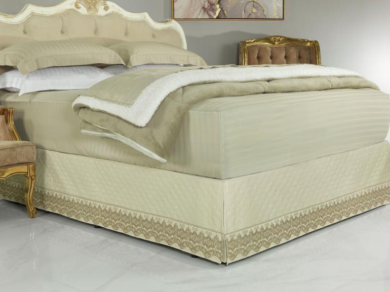 Saia para cama Box Matelassada com Bordado Inglês Queen - Luxury Marfim - Dui Design