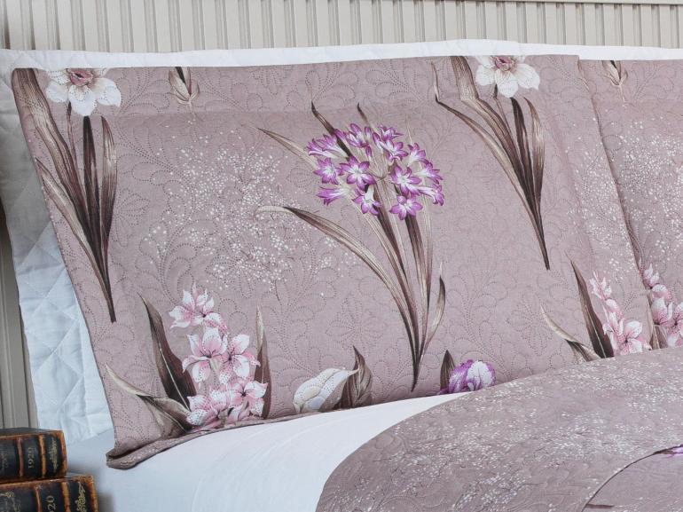 Kit: 1 Cobre-leito Casal Bouti de Microfibra Ultrasonic Estampada + 2 Porta-travesseiros - Malta Vintage - Dui Design