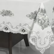 Toalha de Mesa com Bordado Richelieu Retangular 6 Lugares 160x220cm - Margot Branco e Gelo - Dui Design