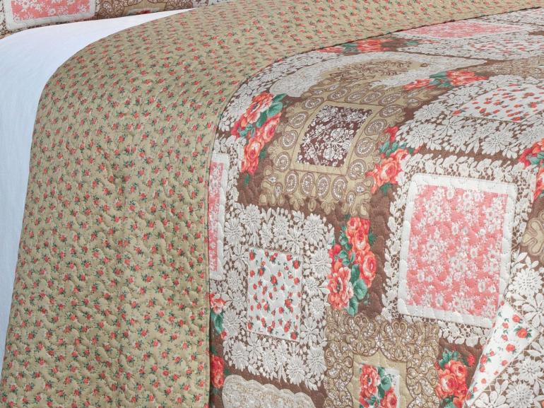 Kit: 1 Cobre-leito King Bouti de Microfibra Ultrasonic Estampada + 2 Porta-travesseiros - Mary Bege e Carmim - Dui Design