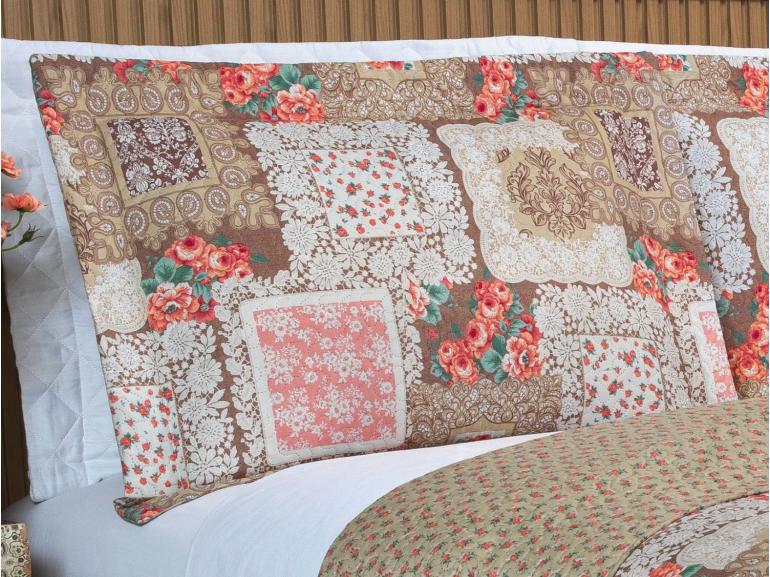 Kit: 1 Cobre-leito King Bouti de Microfibra Ultrasonic Estampada + 2 Porta-travesseiros - Mary Bege e Carmim - Dui Design