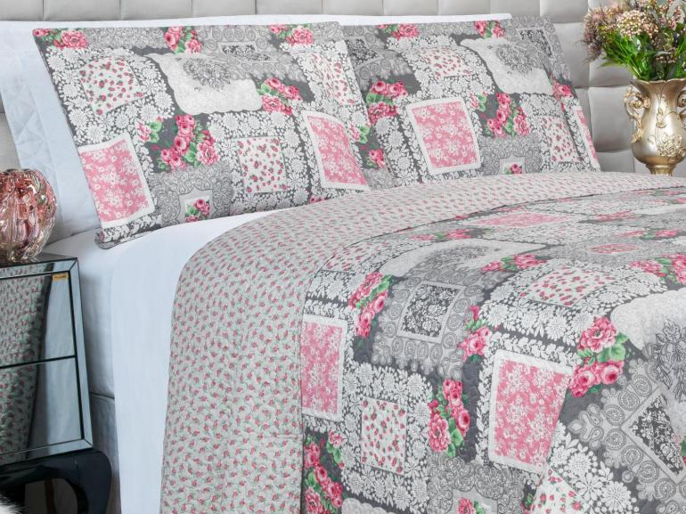 Kit: 1 Cobre-leito King Bouti de Microfibra Ultrasonic Estampada + 2 Porta-travesseiros - Mary Cinza e Rosa - Dui Design