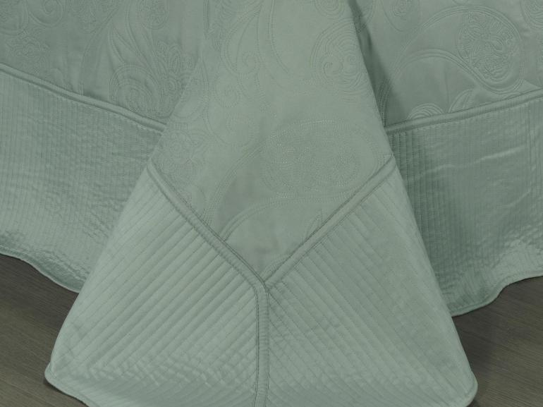 Kit: 1 Cobre-leito Casal Bouti Bordada de Microfibra + 2 Porta-travesseiros - Mitra Verde Prata - Dui Design
