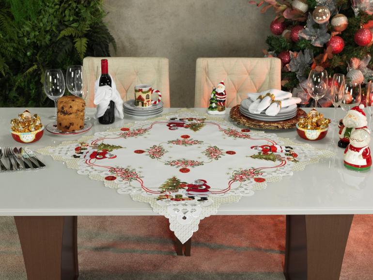 Centro de Mesa Natal Quadrado com Bordado Richelieu 85x85cm