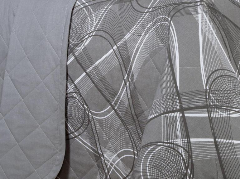 Kit: 1 Cobre-leito King + 2 Porta-travesseiros Percal 200 fios - Normani Cinza - Dui Design