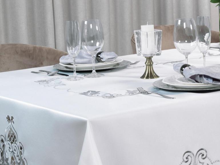 Toalha de Mesa com Bordado Richelieu Quadrada 4 Lugares 160x160cm - Orion Natural - Dui Design