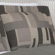 Kit: 1 Cobre-leito King Bouti de Microfibra Ultrasonic Estampada + 2 Porta-travesseiros - Oslo Taupe - Dui Design