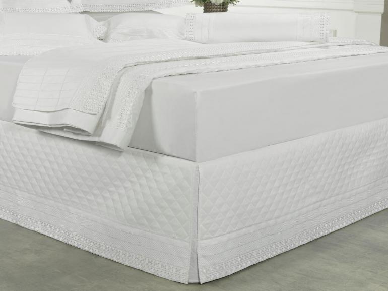 Saia para cama Box Matelassada com Bordado Inglês Solteiro - Passini Branco - Dui Design