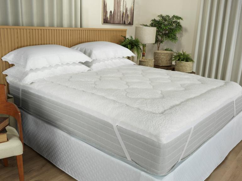 Pillow Top efeito Pele de Carneiro Casal Fibra Siliconizada Super Volumosa 600 gramas/m - Sherpa - Dui Design