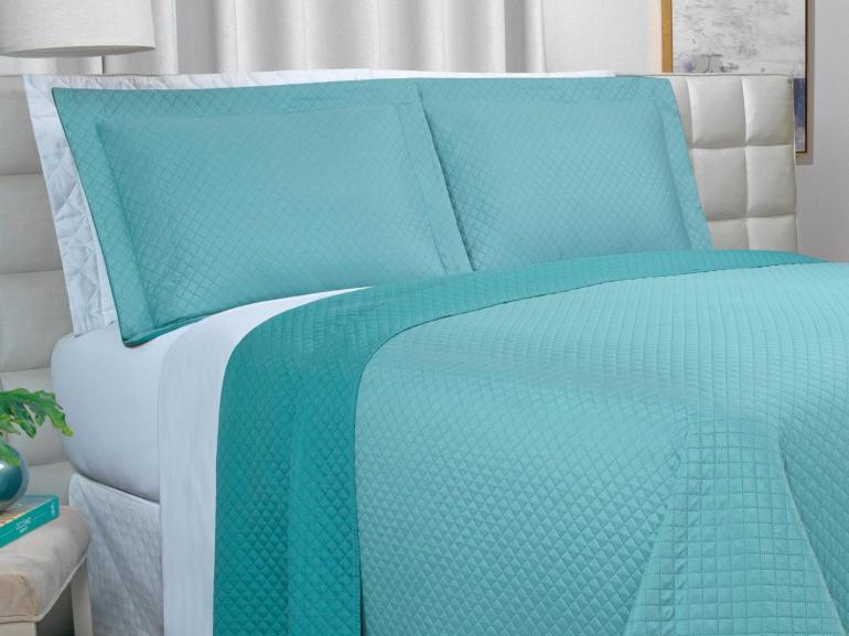 Kit: 1 Cobre-leito King Bouti de Microfibra Ultrasonic + 2 Porta-travesseiros - Prisma Turquesa - Dui Design