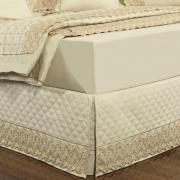 Saia para cama Box Matelassada com Bordado Ingls Casal - Regence Natural e Gold - Dui Design